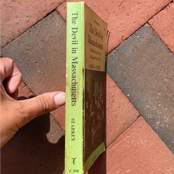 The Devil in Massachusetts Marion Starkey Salem MA Witch Trials New England - Picture 10 of 11